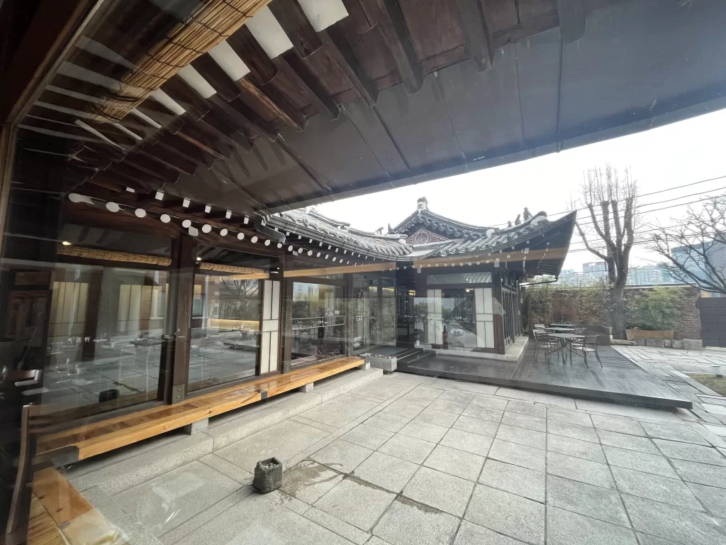 View of the Dugahun restaurant in Seoul featuring traditional Korean architecture